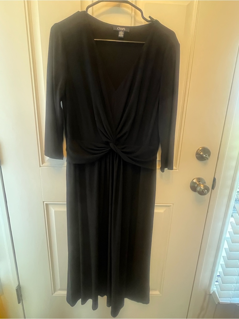 CHAPS Black Twist-Front V-Neck Long Dress
